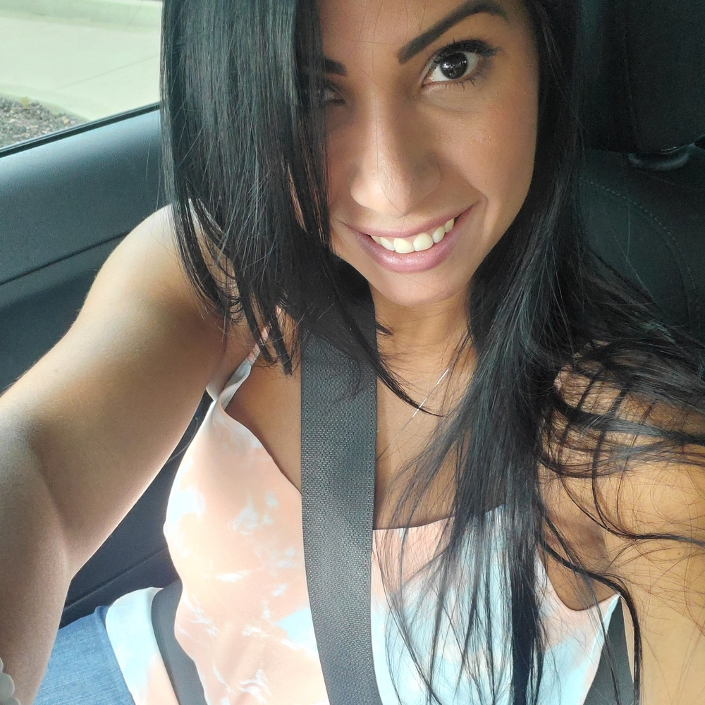 Meet your Posher, Rux